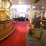 Mercure York Fairfield Manor Hotel 